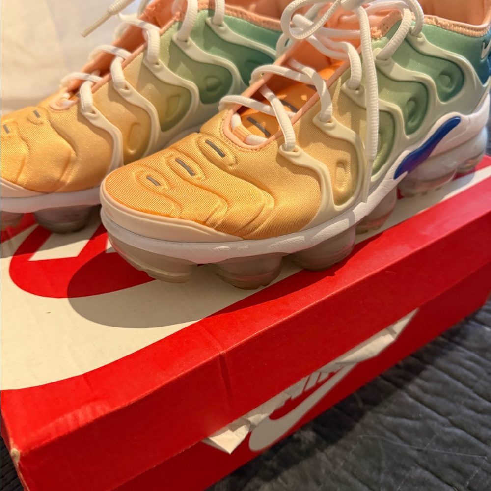 Nike React Presto Multicolor Gradient Sneakers - image 4